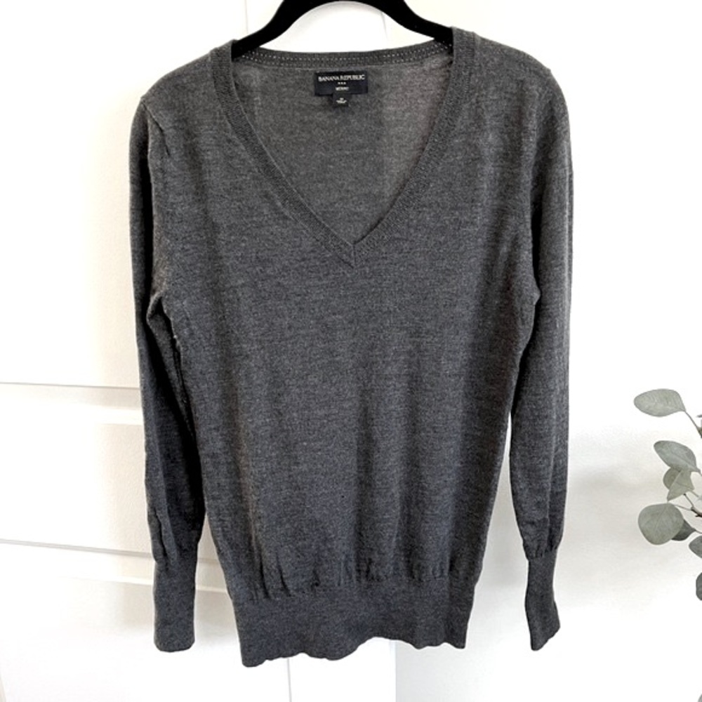 Banana Republic Merino V-Neck Sweater